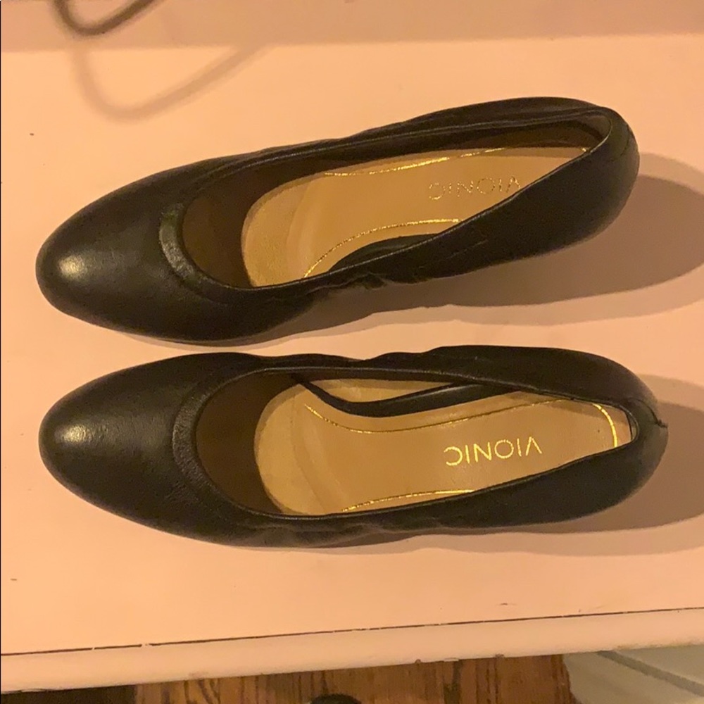 BRAND NEW Black Vionic Camden Wedge Heel